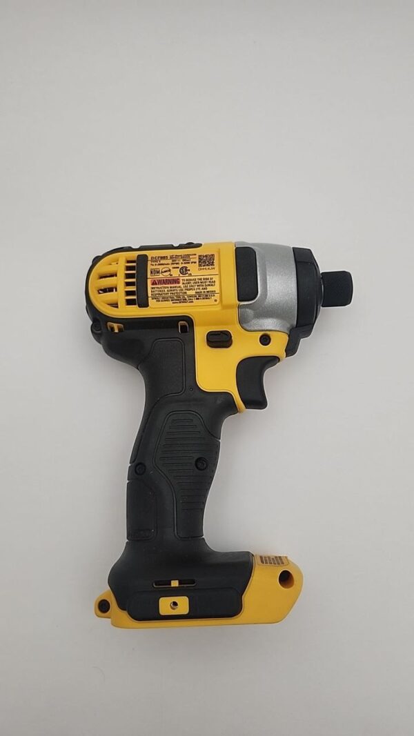 (1006)DEWALT 20V MAX Cordless 1/4 in. Impact Driver (Tool Only)