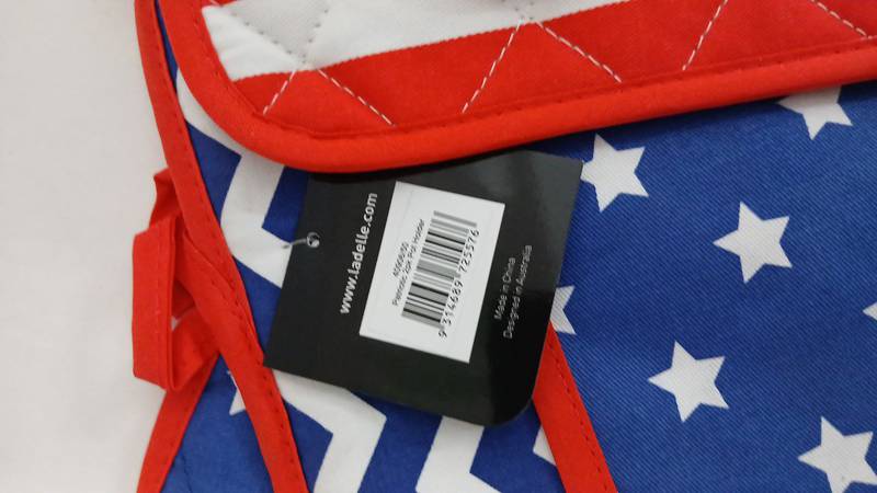 Lot # 2169: Pack of 4 Patrioctic Pot Holder - Image 5