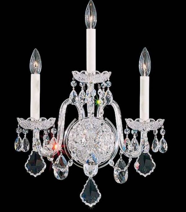 Lot # 2660: Crystal Chandelier With 3 LED Candle